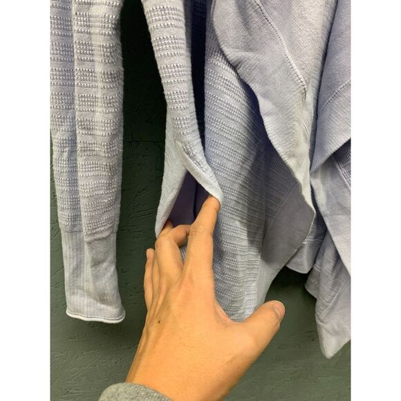 Lululemon Find Your Calm Wrap Size 6 Light Purple Silk Blend Cardigan - Picture 7 of 14